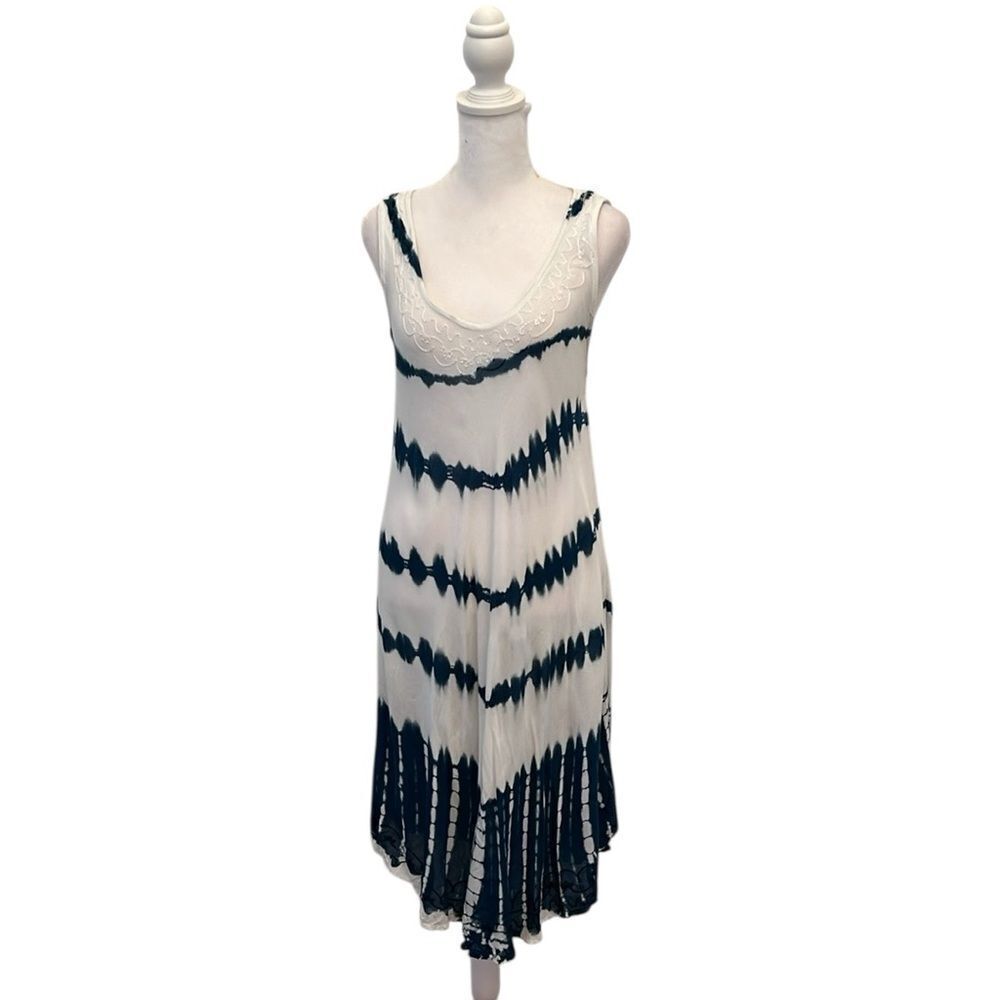 India Boutique Free Size blue and white tie dye flowy sheer dress coverup EUC